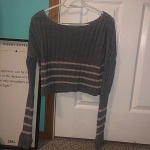 💕3/$25 Garage Grey/Pink Cropped Sweater